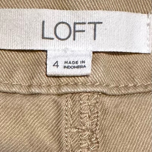 Loft Women’s Size 4 100% Cotton Tan Cargo Pants EUC - Picture 5 of 9